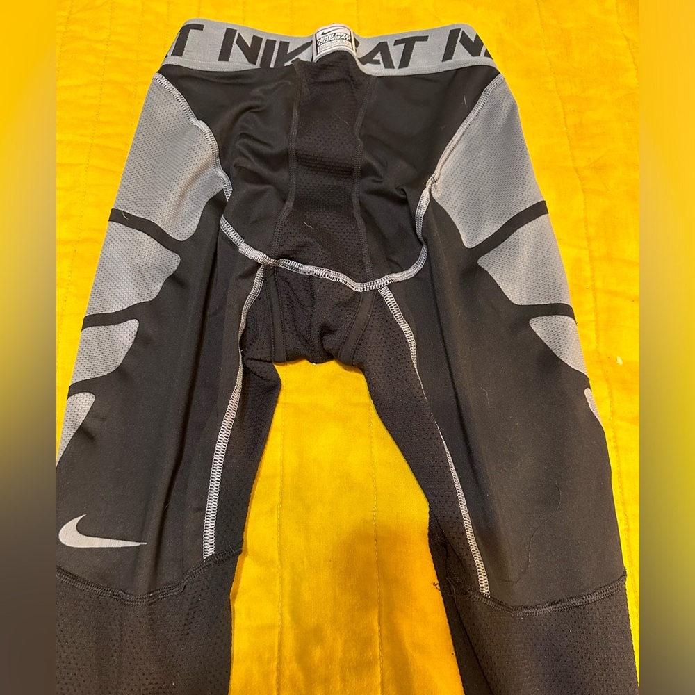 Nike Pro Combat Hypercool 3.0 Compression Tights … - image 4